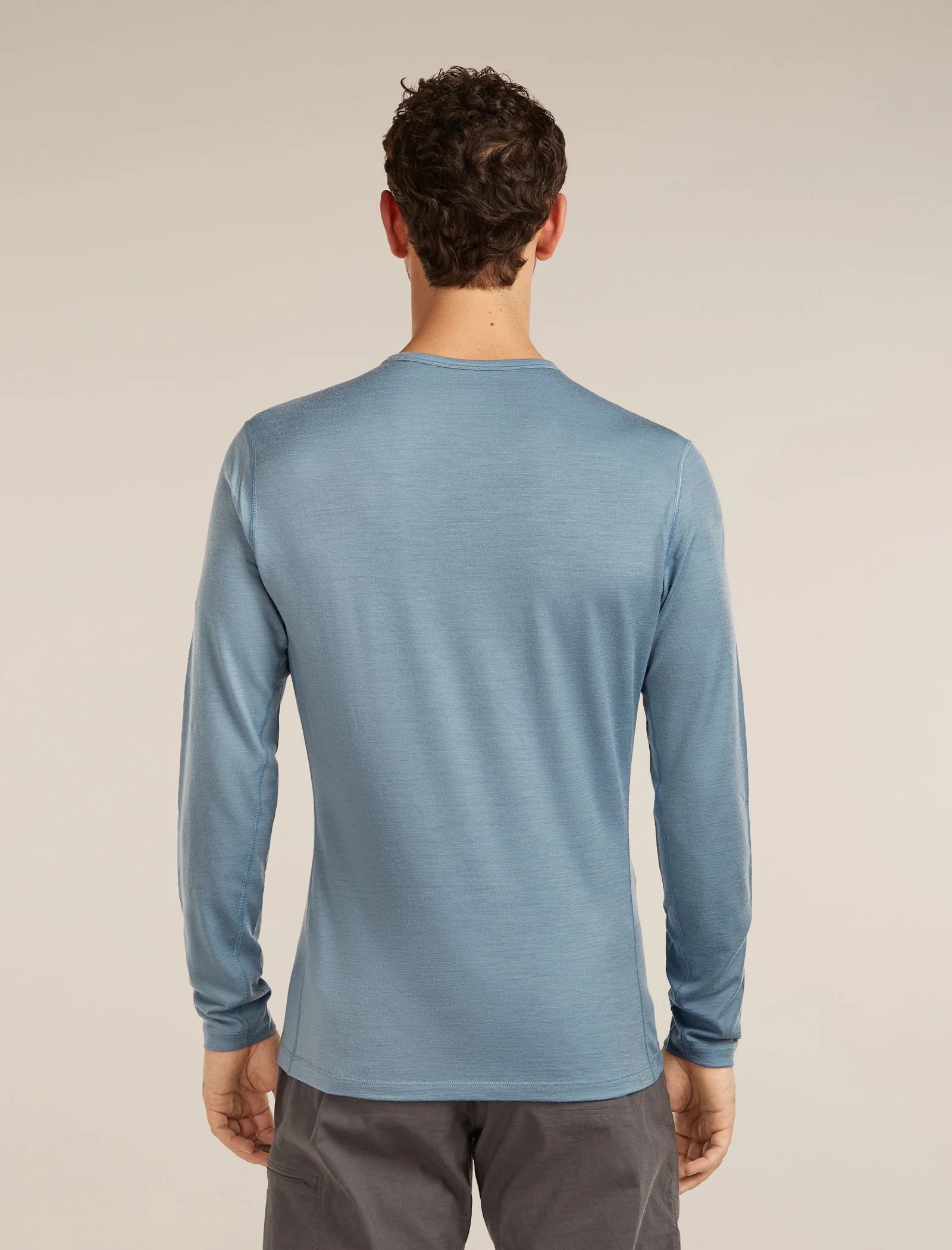 Men's Merino 200 Oasis Long Sleeve Crewe - Image 2