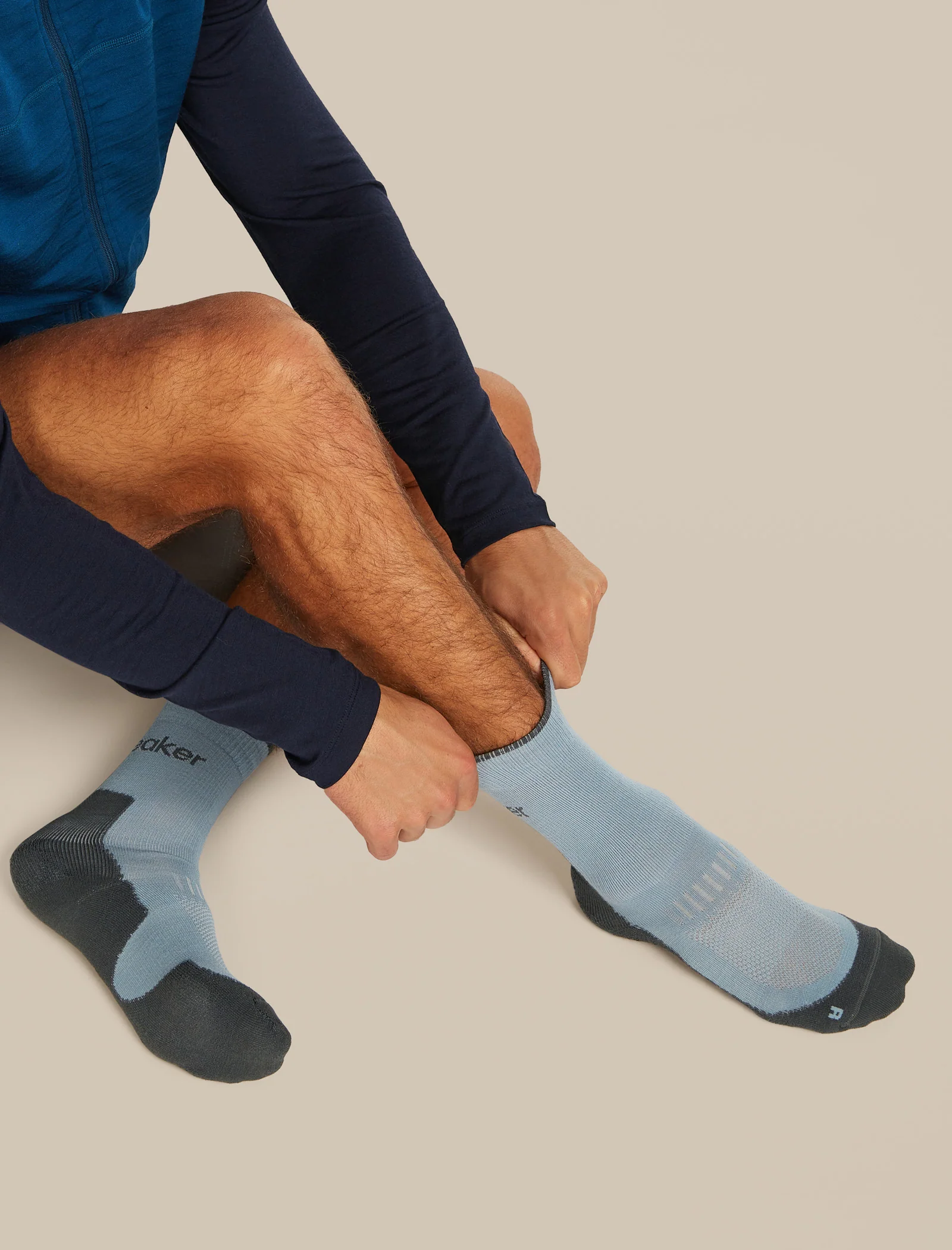 Men's Merino Hike+ Light Crew Socks - Image 2