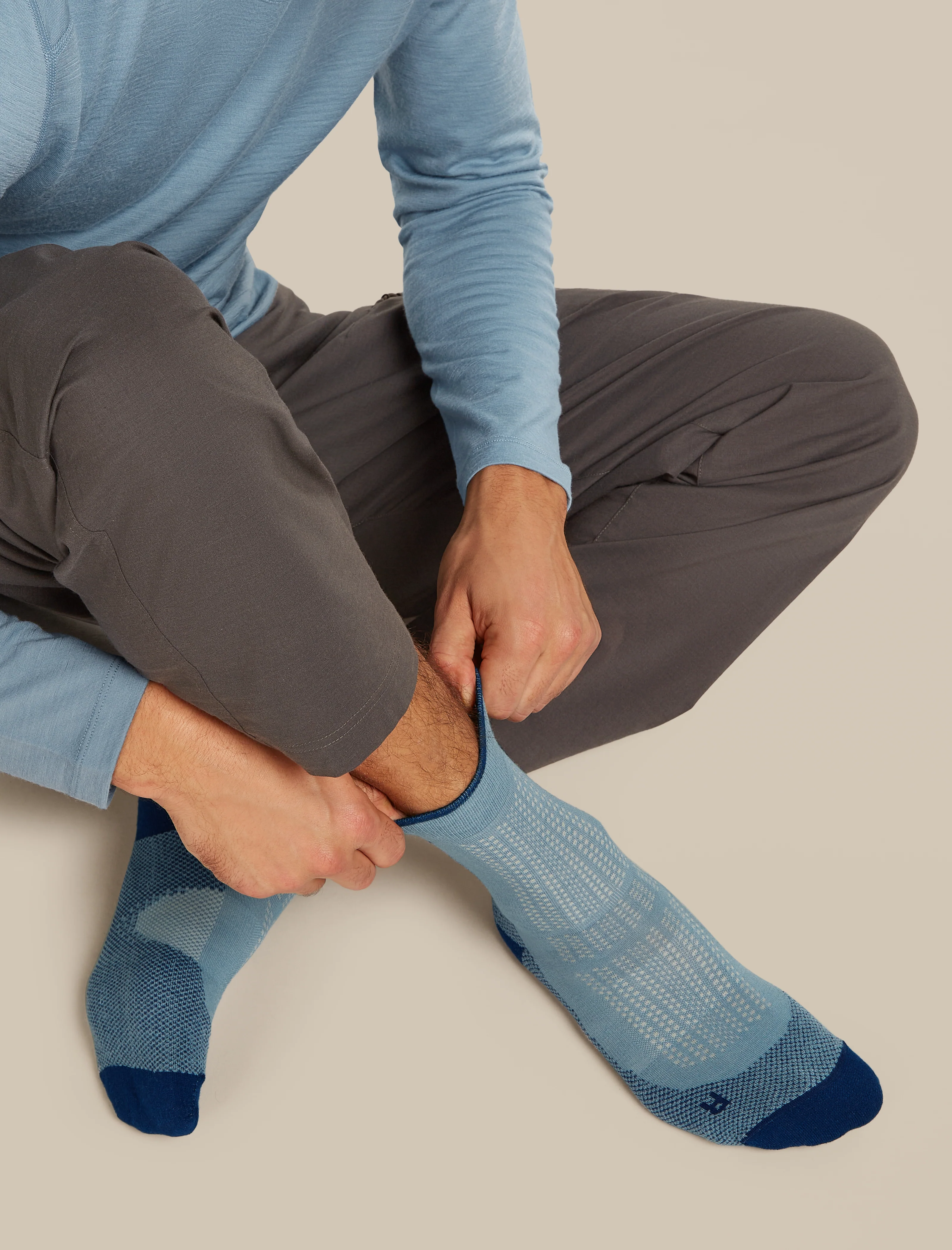 Men's Merino Hike+ Ultralight Quarter Socks - Image 7