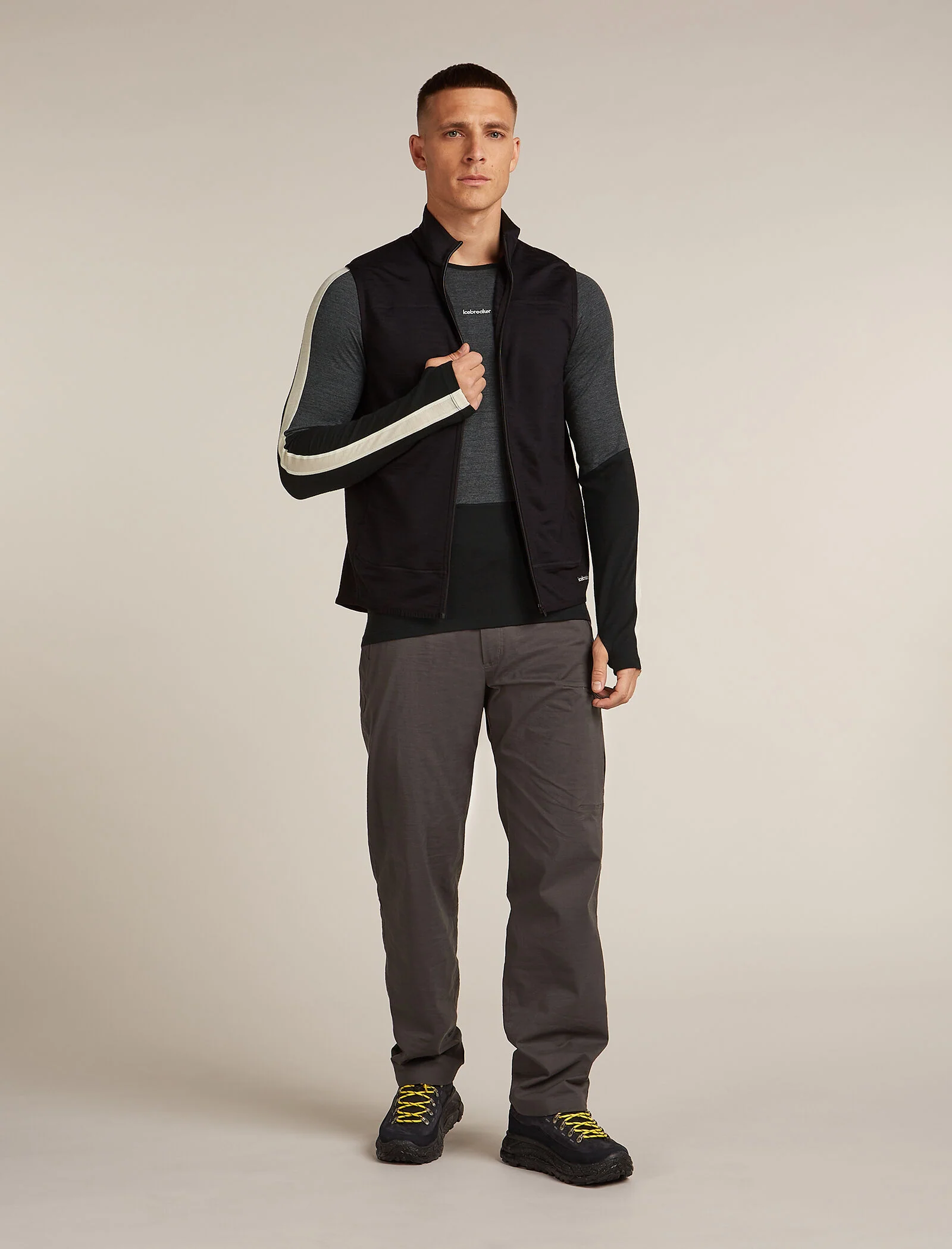 Men's Merino 200 Oasis+ Long Sleeve Crewe Thermal Top - Image 4