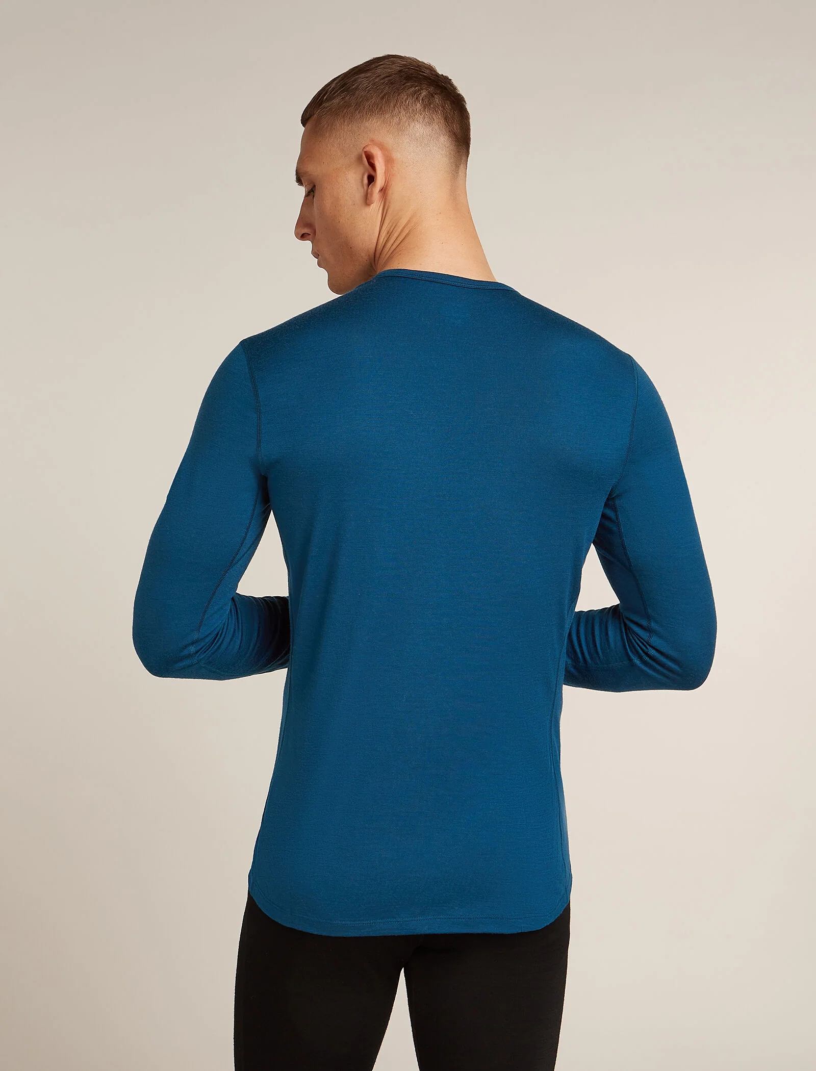Men's Merino 200 Oasis Long Sleeve Crewe Thermal Top - Image 2
