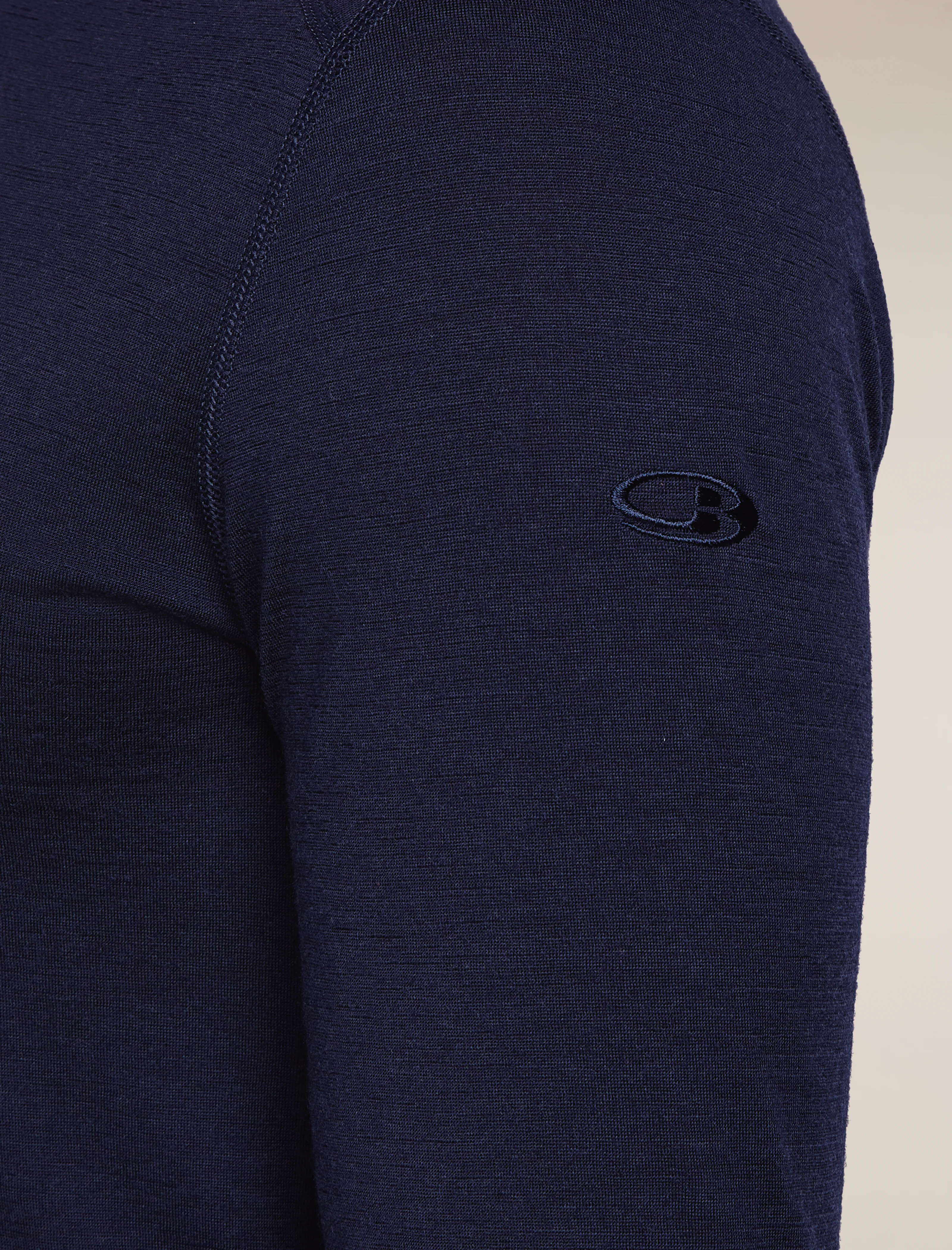 Men's Merino 200 Oasis Long Sleeve Crewe Thermal Top - Image 5