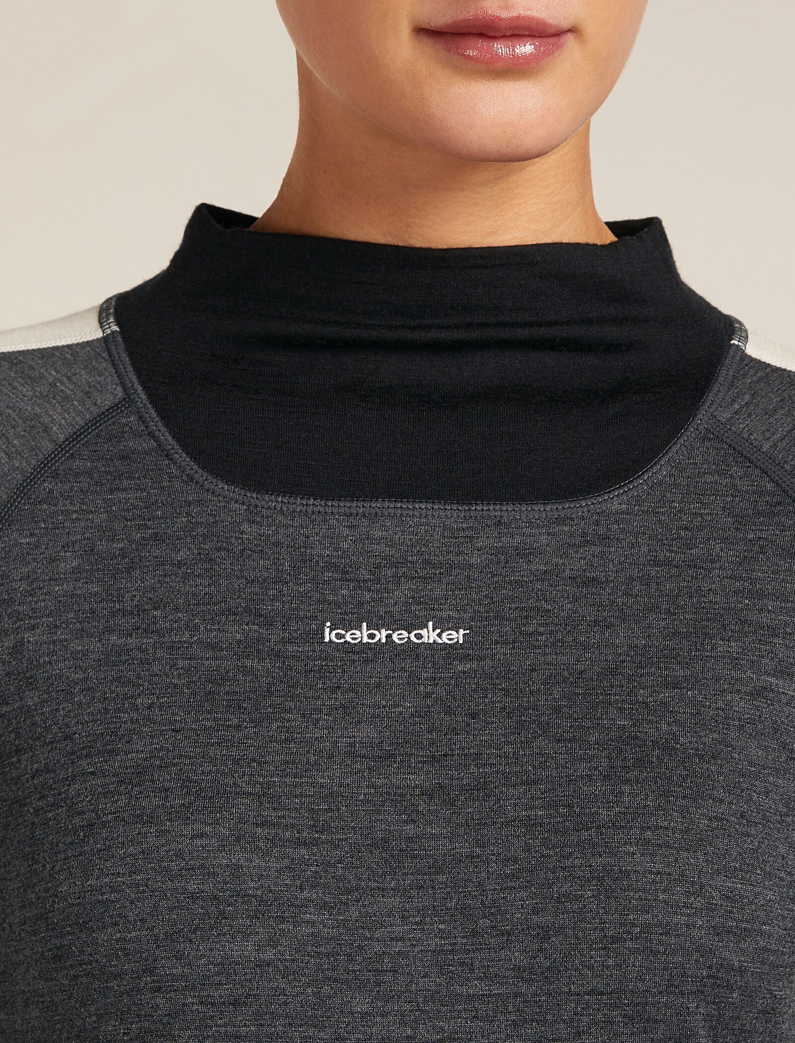 Women's Merino 200 Oasis+ Long Sleeve High Neck Thermal Top - Image 5