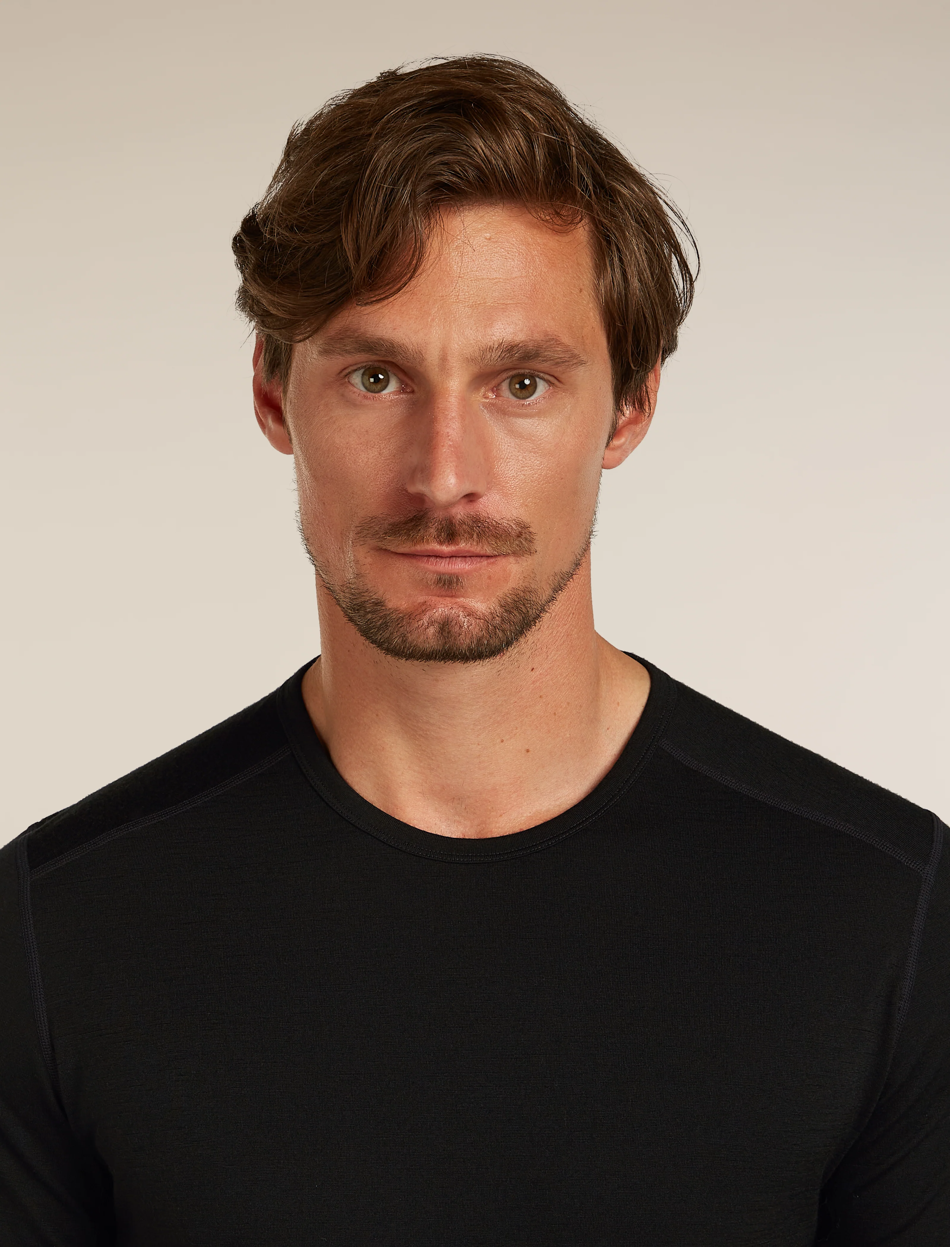 Men's Merino 200 Oasis Short Sleeve Crewe Thermal Top - Image 7