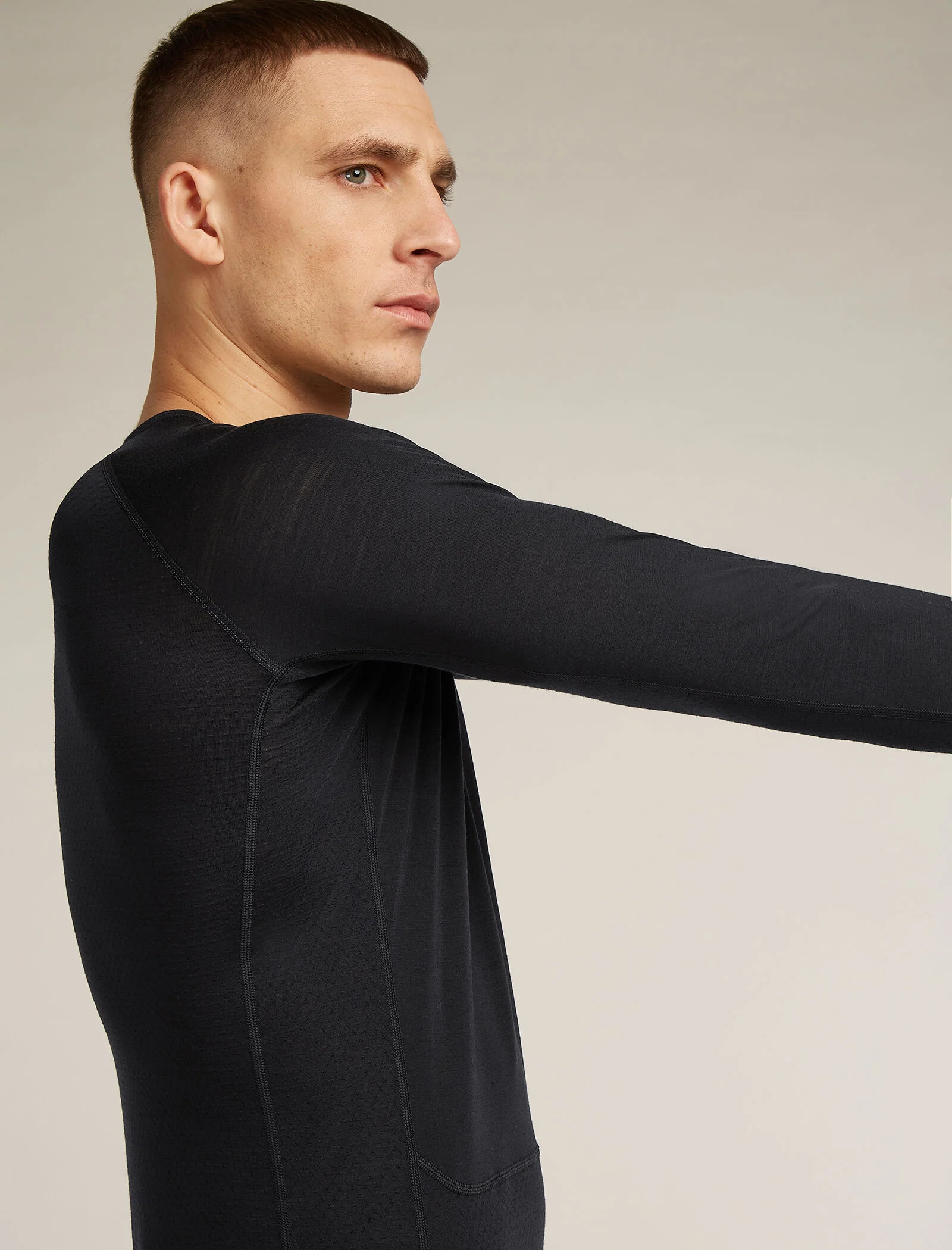Men's Merino Blend 125 ZoneKnit™ Long Sleeve Crewe Thermal Top - Image 6