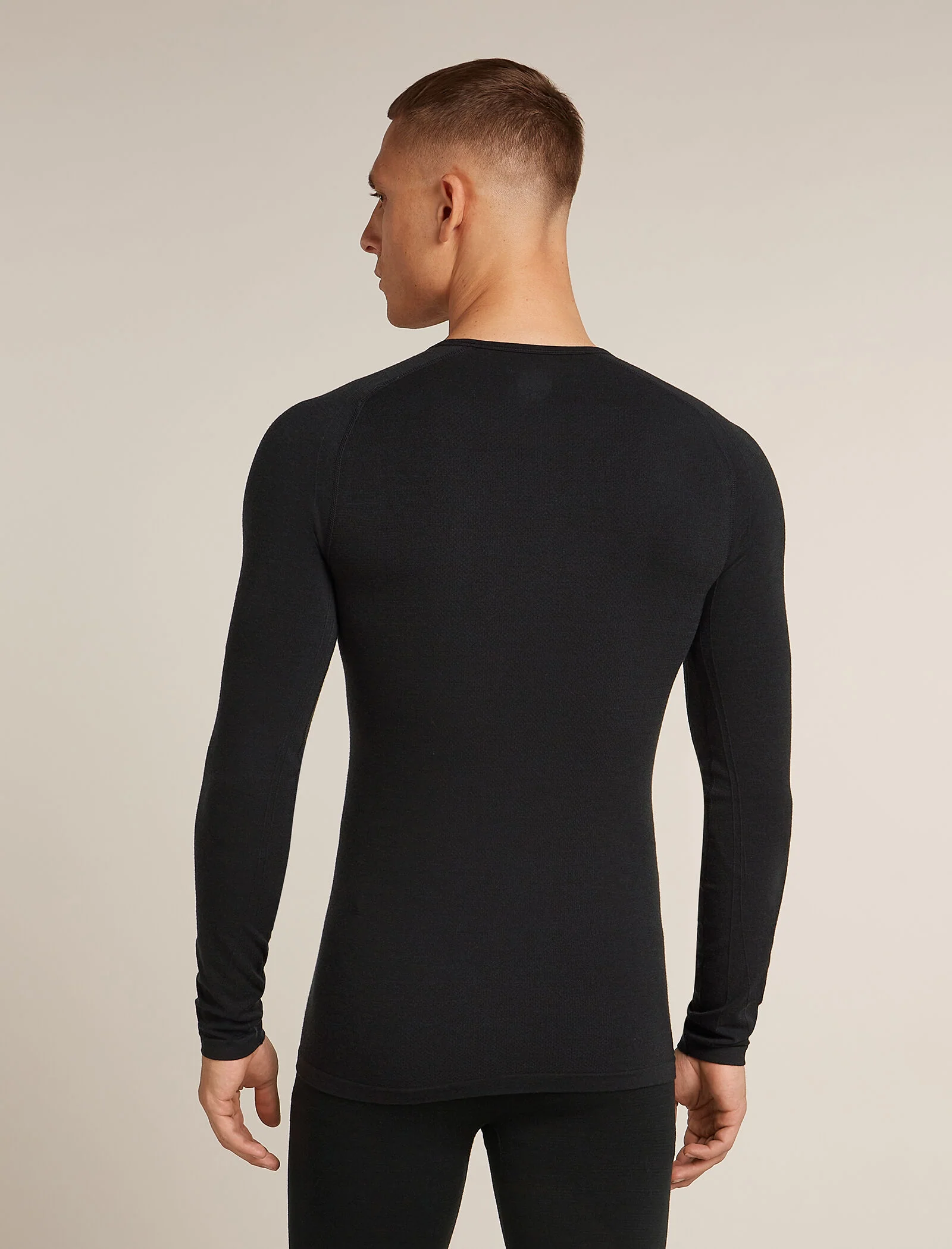Men's Merino Blend 260 ZoneKnit™ Seamless Long Sleeve Crewe Thermal Top - Image 2