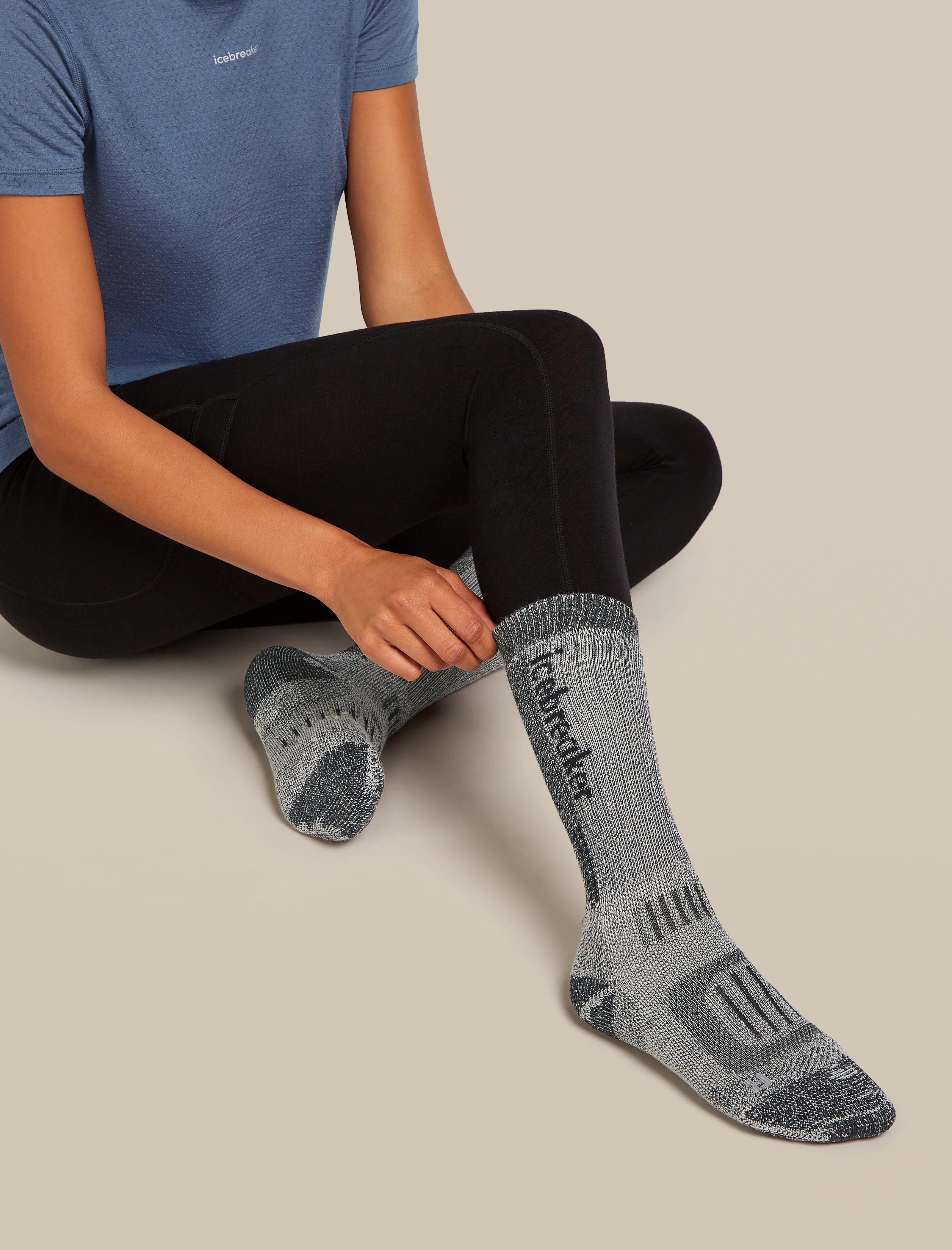 Women's Merino Hike+ Mountaineer Mid Calf Socks - Image 3