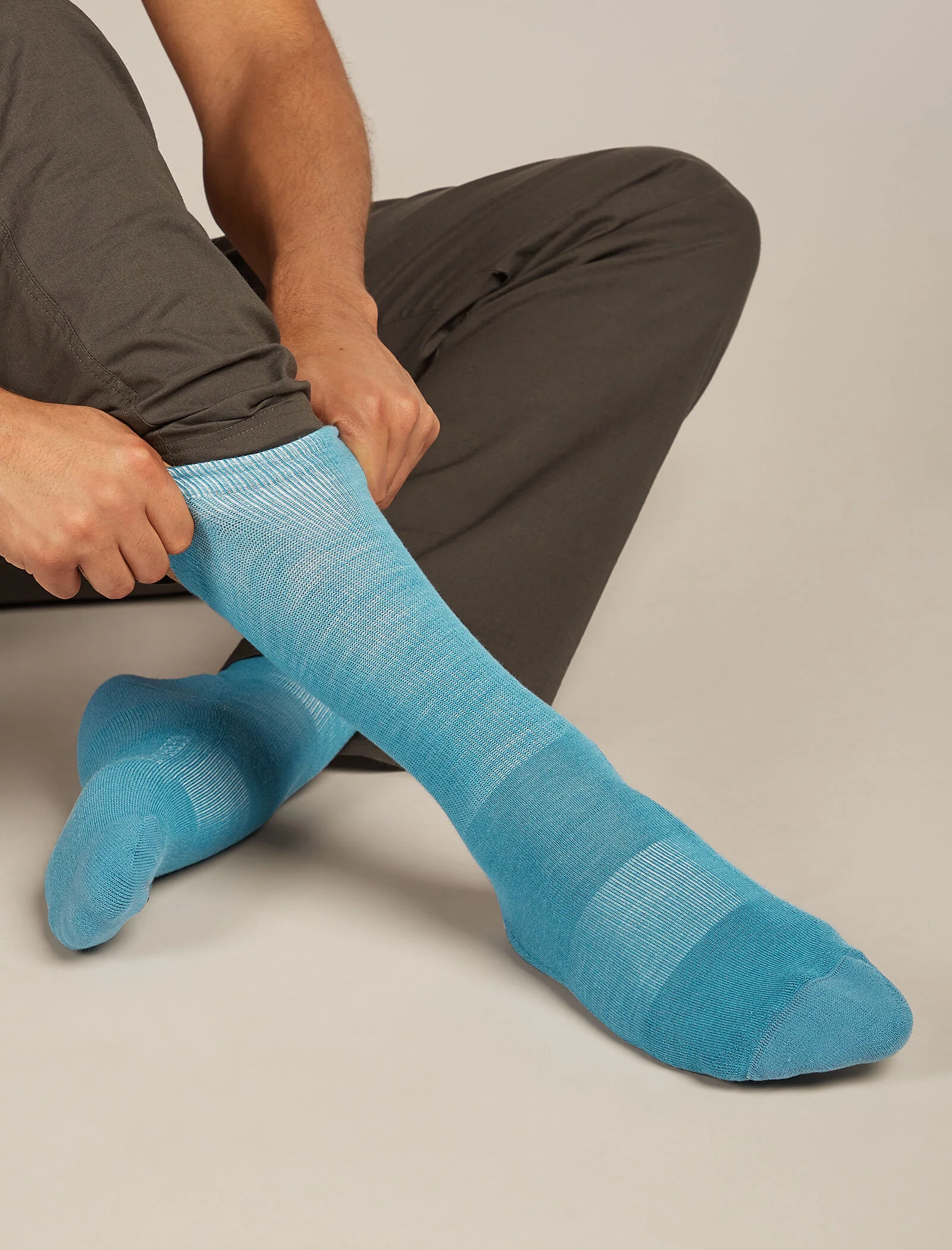 Men's Merino Lifestyle Light Crew Socks - Image 2