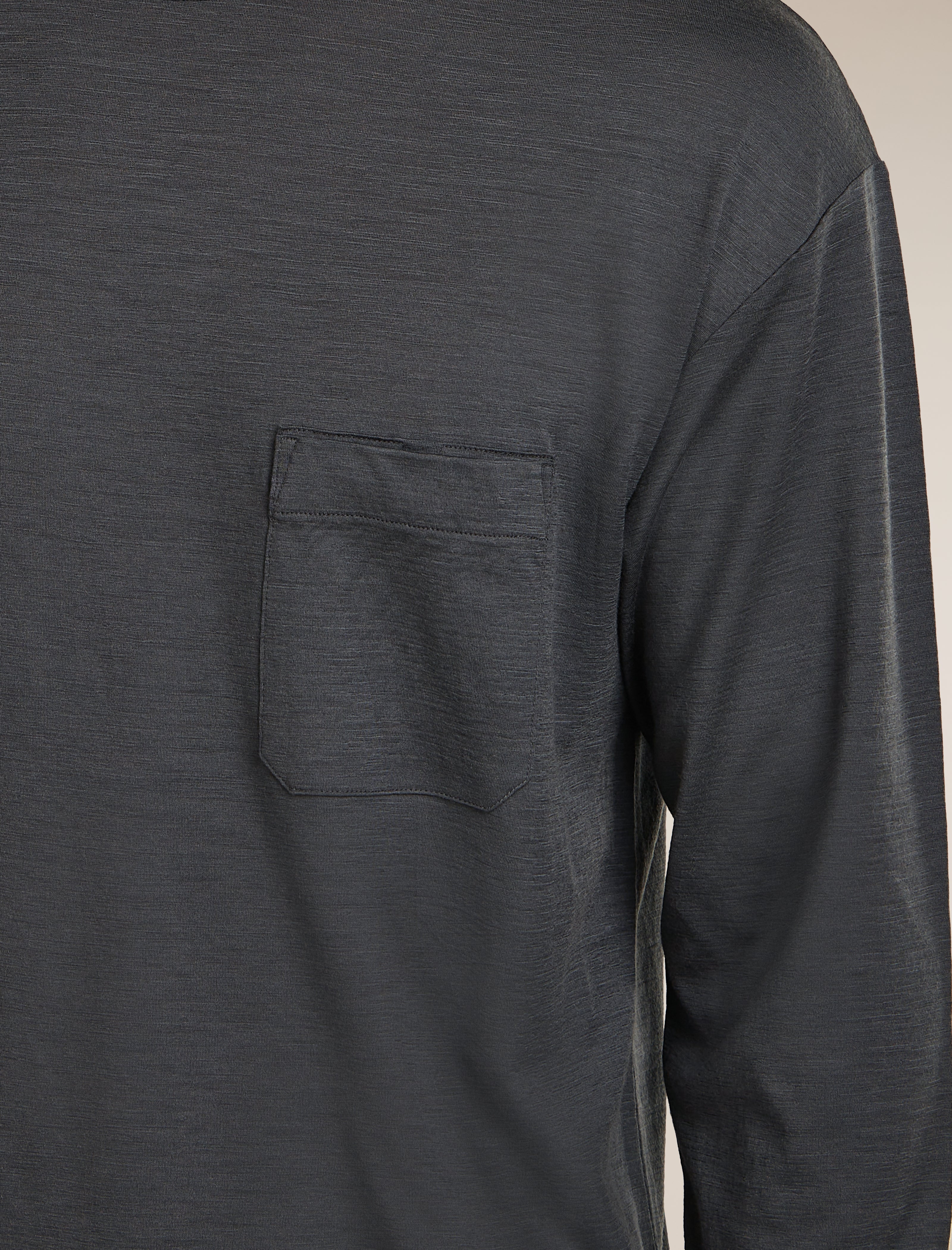 Unisex Merino 150 Long Sleeve Pocket Tee - Image 12
