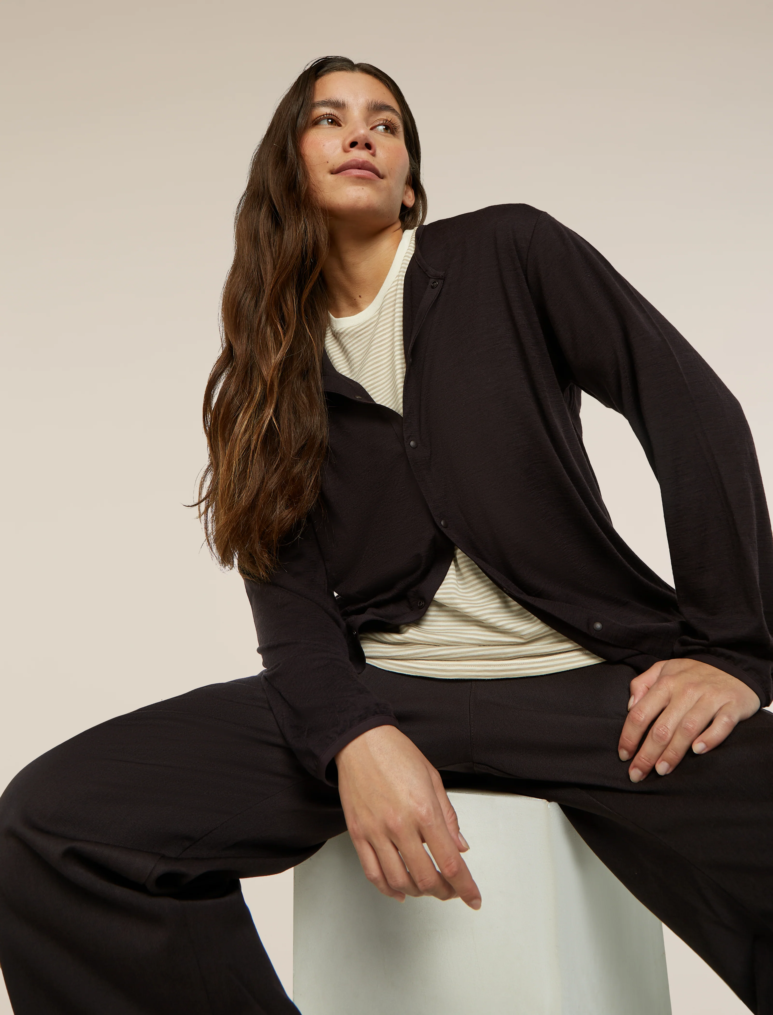 Unisex Merino 150 Round Neck Cardigan