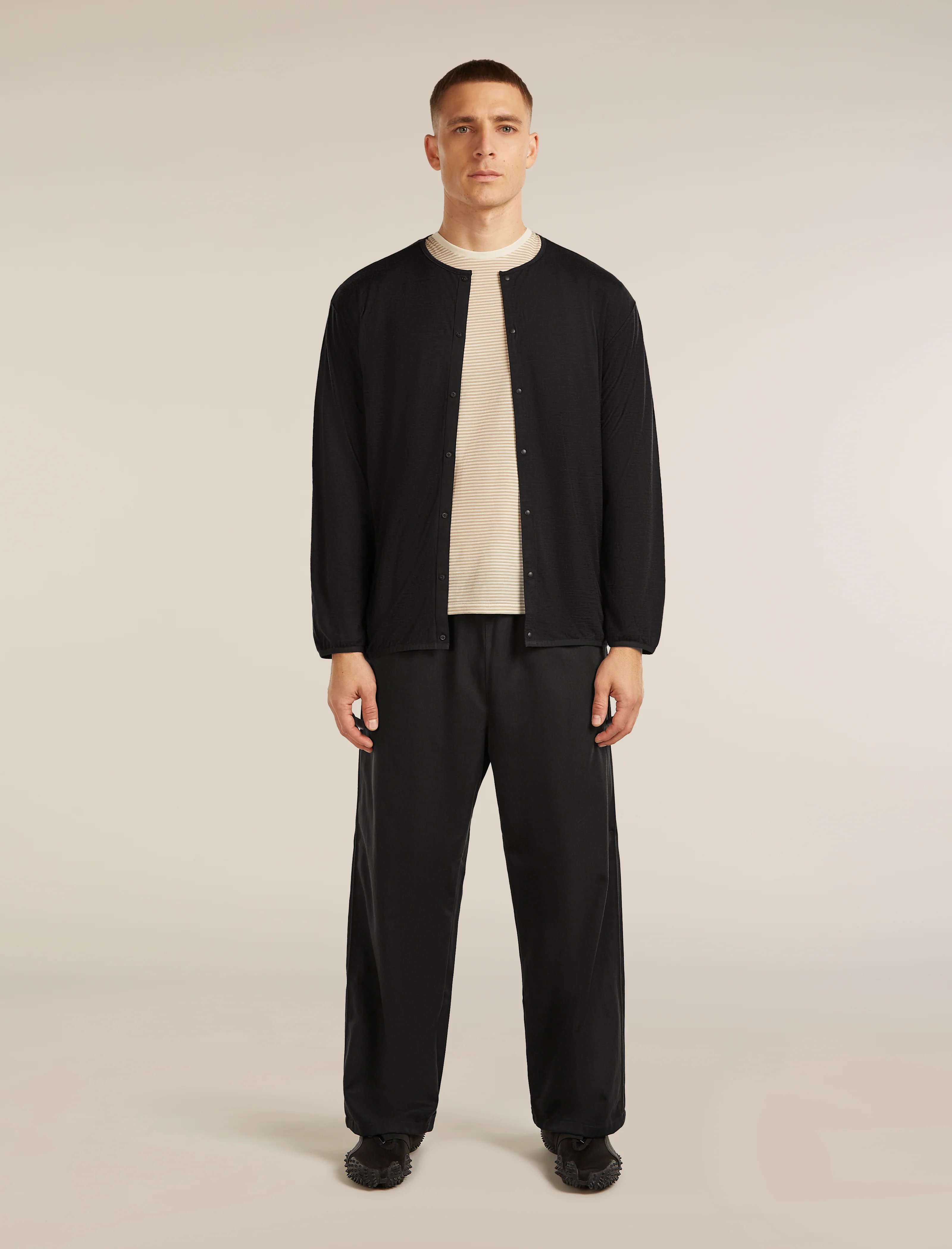 Unisex Merino 150 Round Neck Cardigan - Image 4
