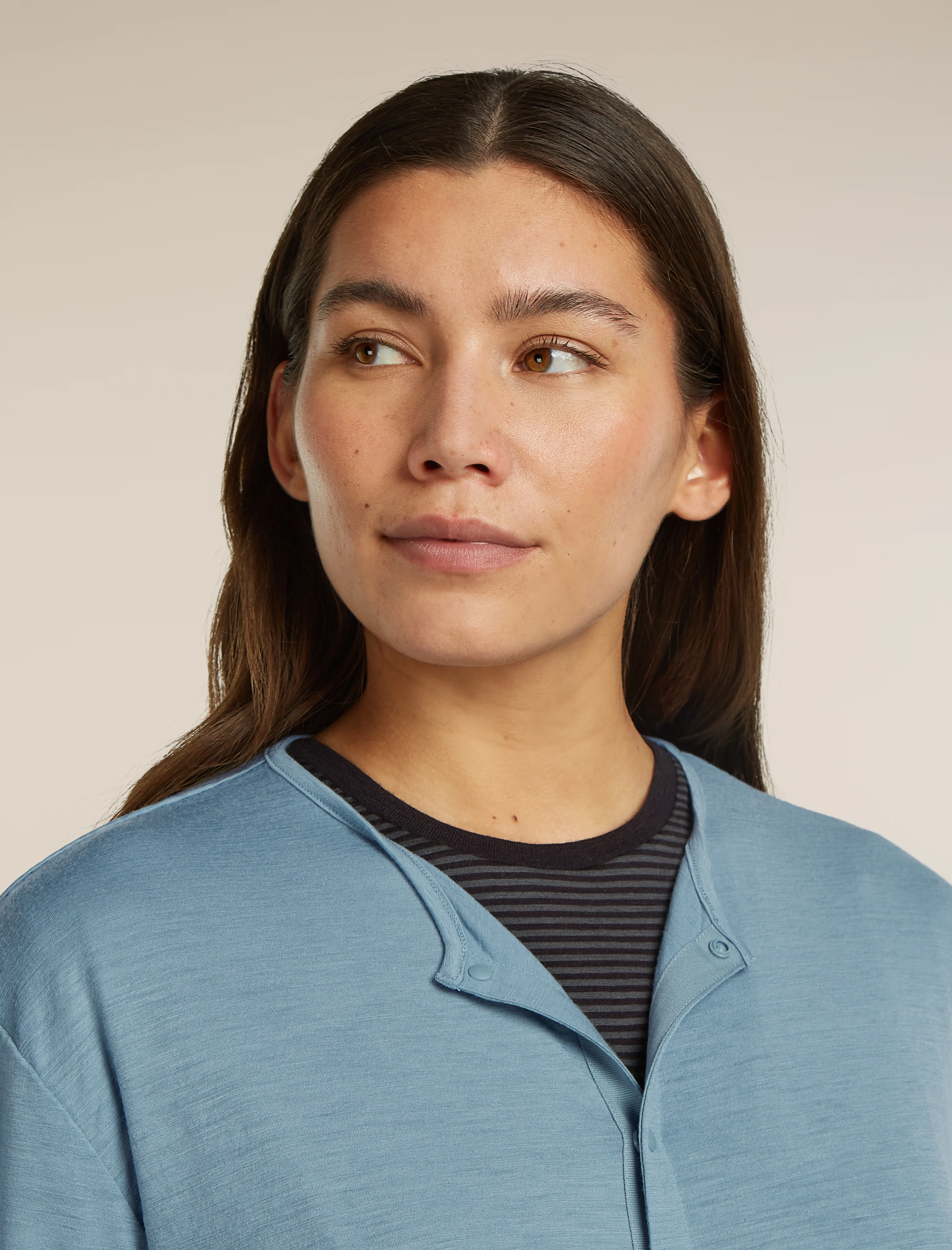 Unisex Merino 150 Round Neck Cardigan - Image 13