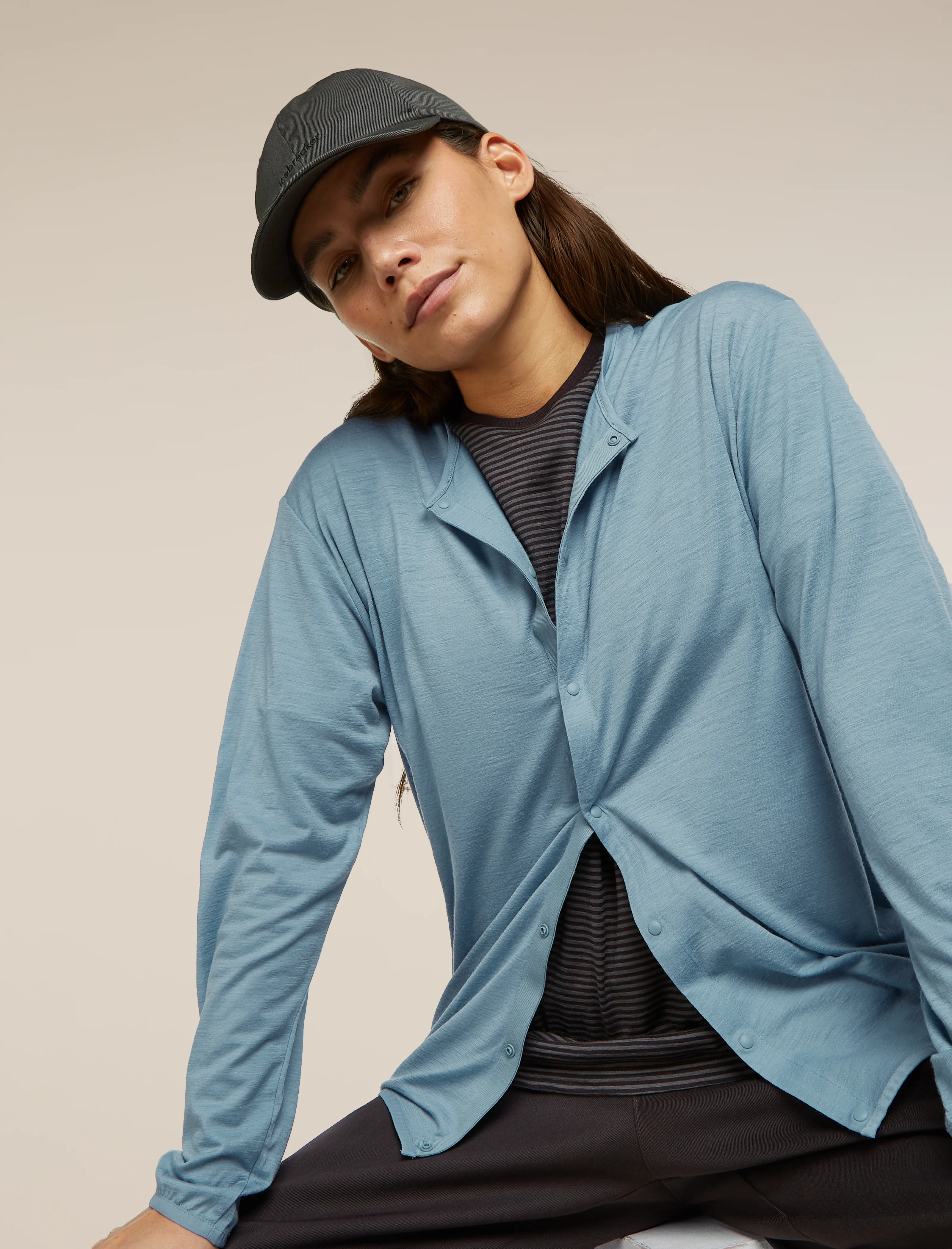 Unisex Merino 150 Round Neck Cardigan - Image 15