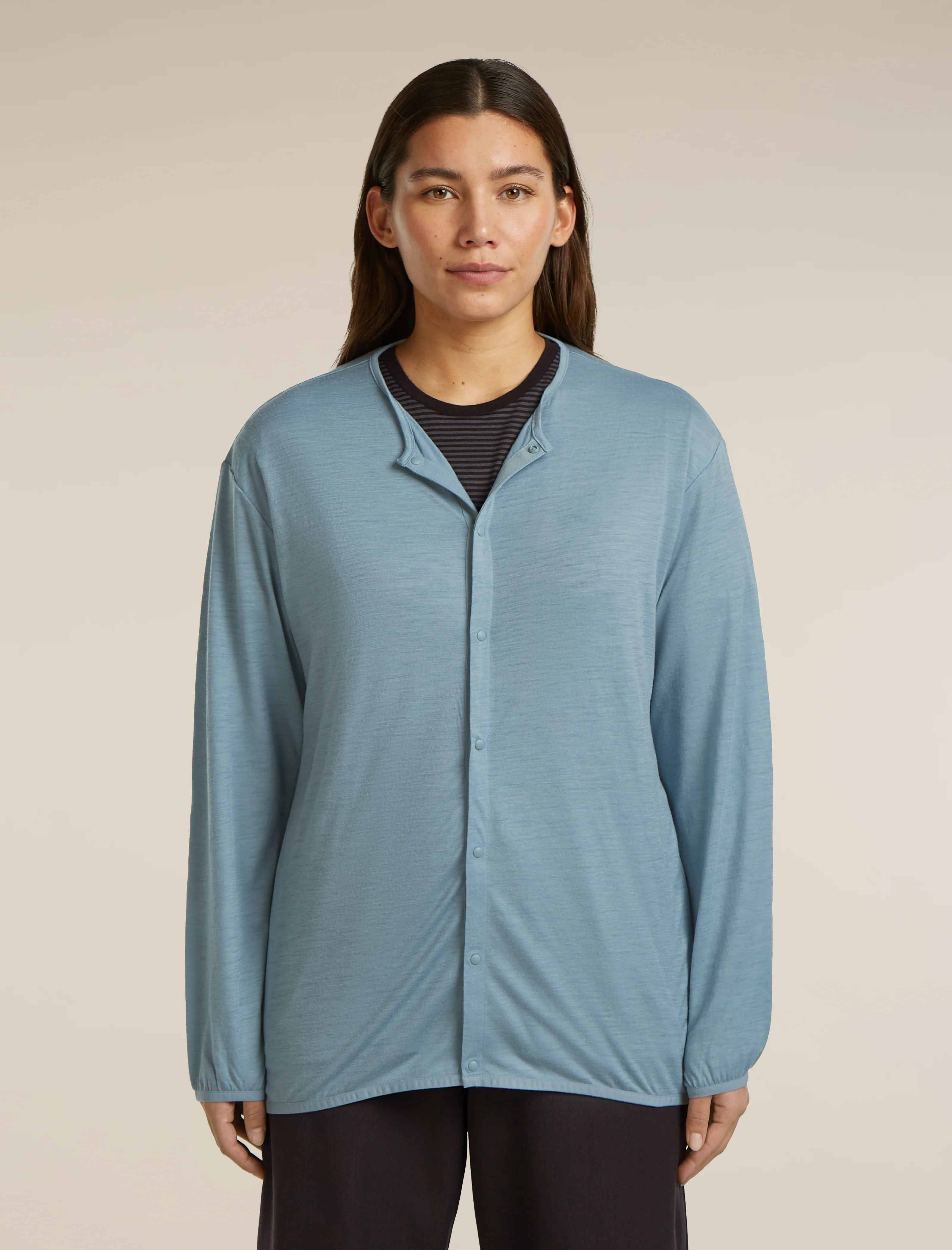 Unisex Merino 150 Round Neck Cardigan - Image 4