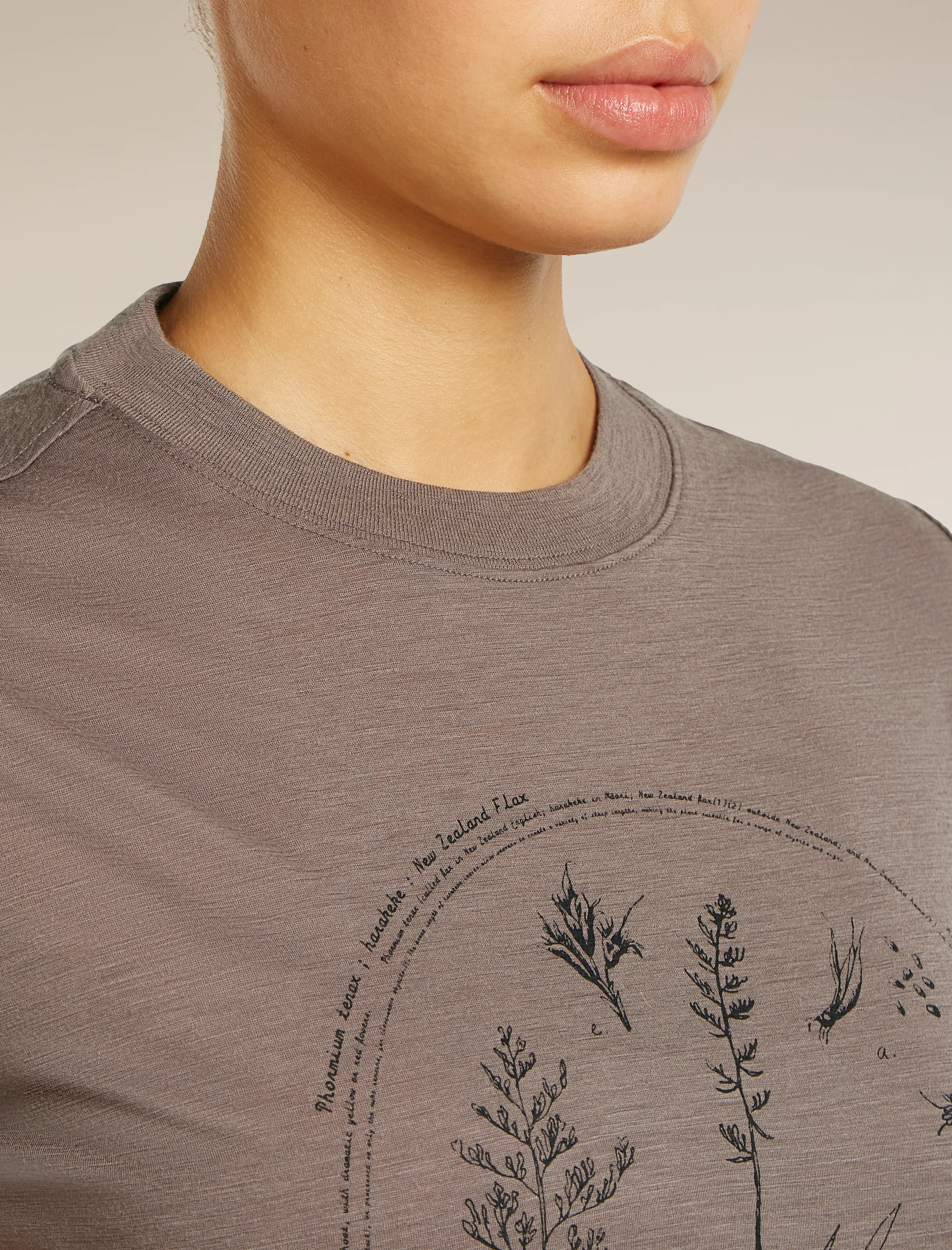 Women's Merino 150 Tech Lite Short Sleeve Crop Tee Seed Story - Image 6